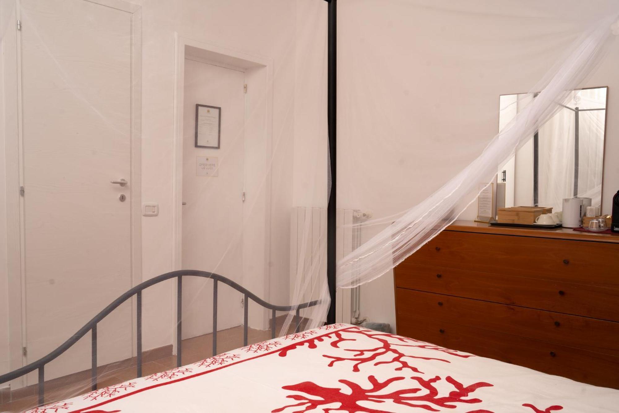 Villa Dan-Rooms In Monopoli Impalata Eksteriør billede